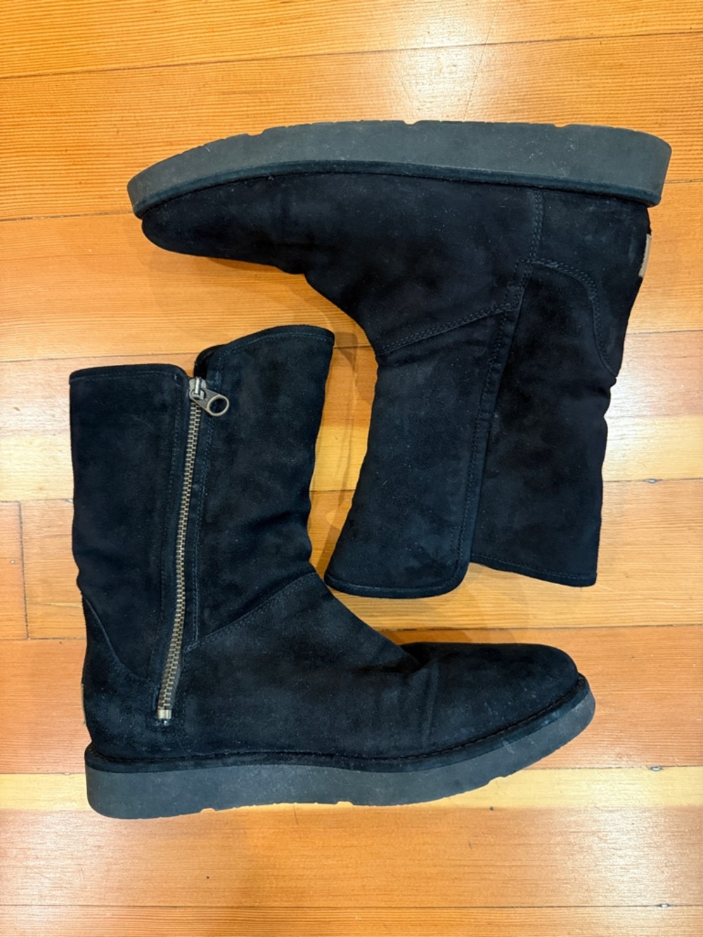 UGG Classic Abree II suede leather boots
